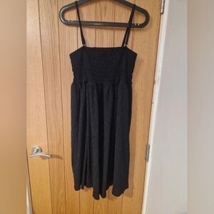 Black Sleeveless Dress